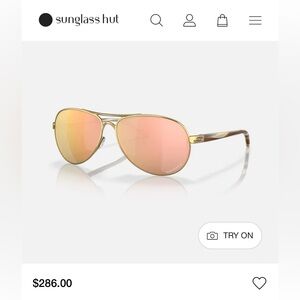 LIKE NEW!! Oakley Feedback Gold Sunglasses. Worn couple of times!